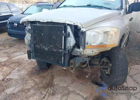 2006 Dodge Ram 2500 Slt/Trx4 Off Road/Sport/Power Wagon from USA, damaged, VIN 3D7KS28C96G115798